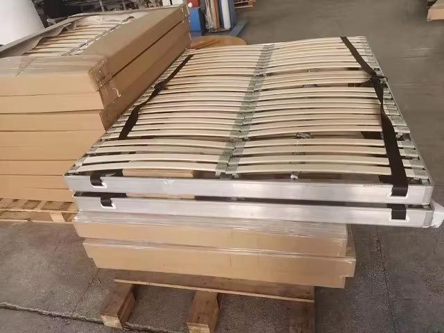 Foldable Bed in the Vehicle