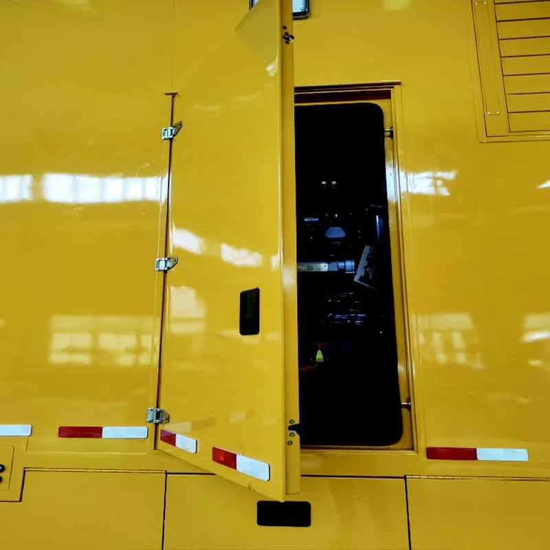 Van yük maşını üçün yelləncək qapı