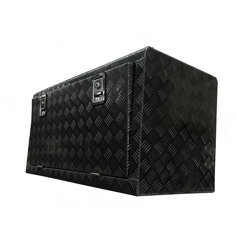 Gövdə altı alətlər qutusu